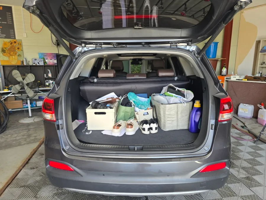 Kia Sorento MQ4 ambient lighting - Kia Sorento MQ4 Ambient Lighting Review — Enhanced Trunk Ambiance photo 3
