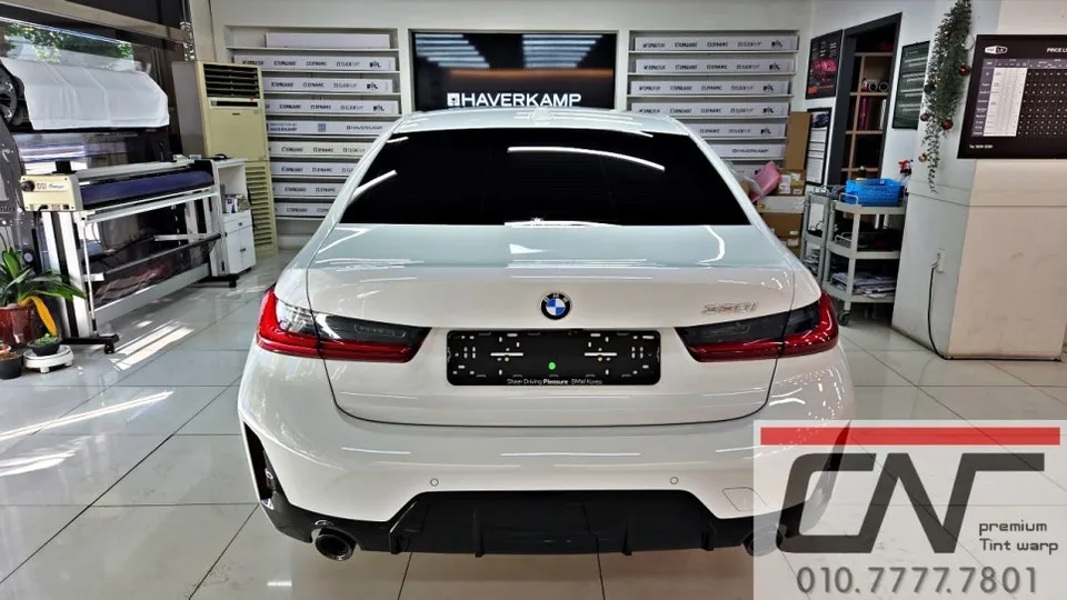 BMW 3 Seriesのカーフィルム施工事例|費用目安・仕上がり 施工写真 2-3