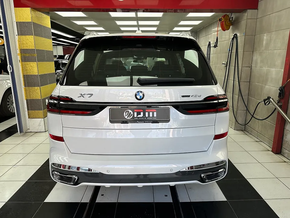 BMW X7 G07 PPF施工事例｜費用目安・仕上がり 施工写真 2-3