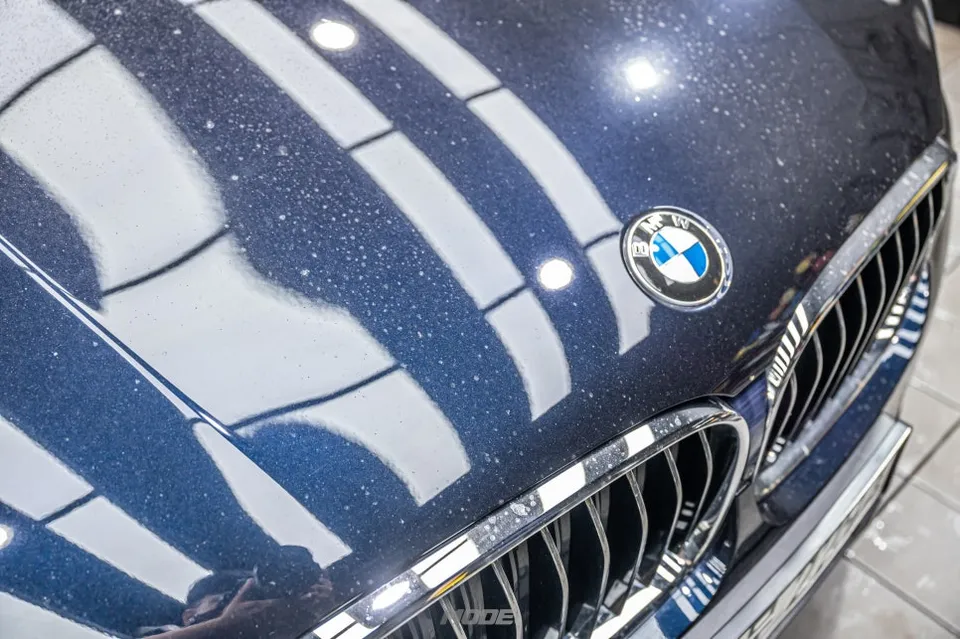 BMW 7 Seriesのガラスコーティング事例 施工写真 2