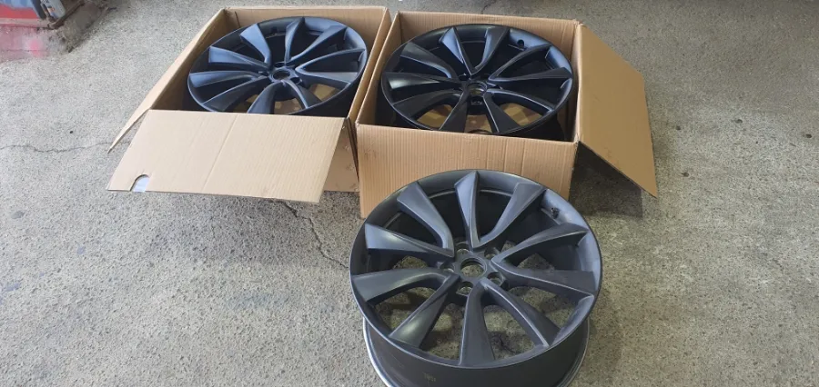 Tesla Model 3 wheel repair - Tesla Model 3 Wheel Repair & Painting Review photo 5