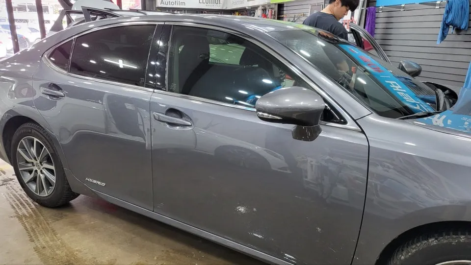 Lexus ES dash cam - Lexus ES Dash Cam Installation Review: Cost & Results photo 4