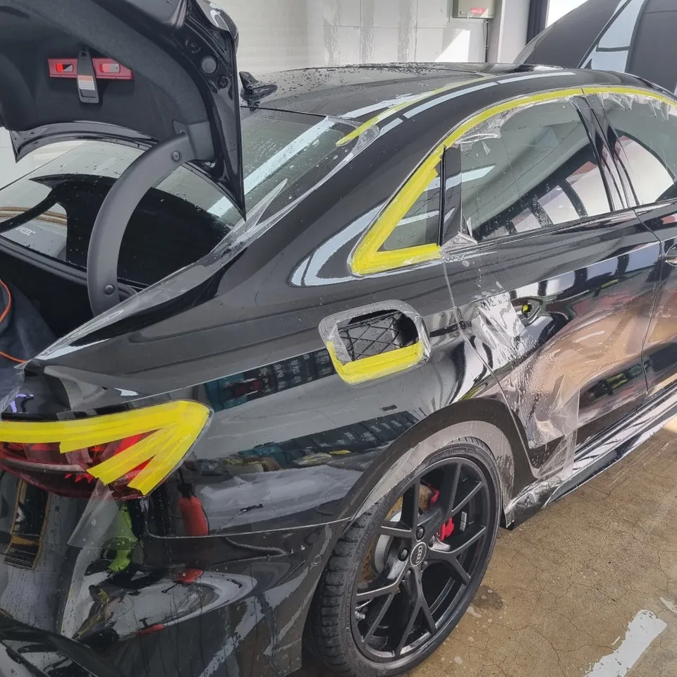 Audi RSのPPF施工事例|韓国での実例と費用目安 施工写真 1-3