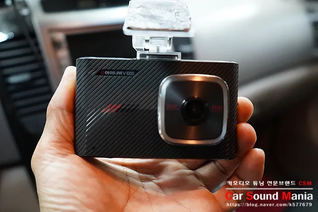 Kia Carnival KA4 dash cam - Kia Carnival KA4 Dash Cam Installation Review photo 3