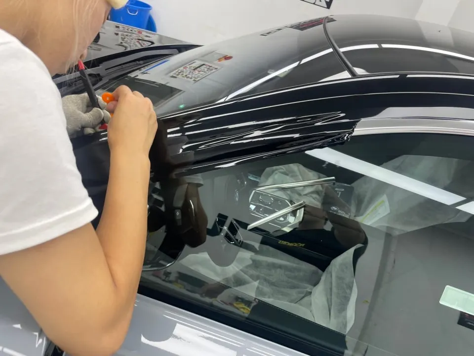 BMW 7 Seriesのカーラッピング事例|費用目安・仕上がり 施工写真 3-3