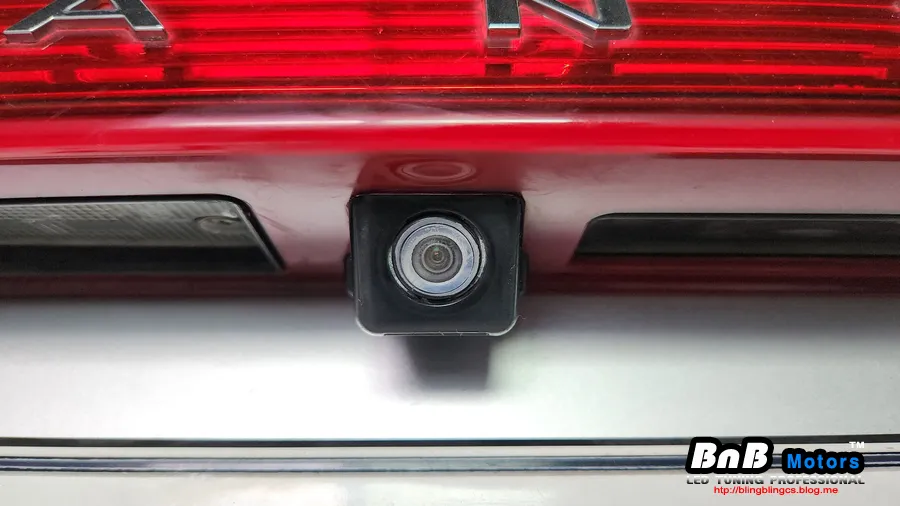 Hyundai Grandeur HG oem options - Hyundai Grandeur HG Rear Camera Upgrade Review photo 4