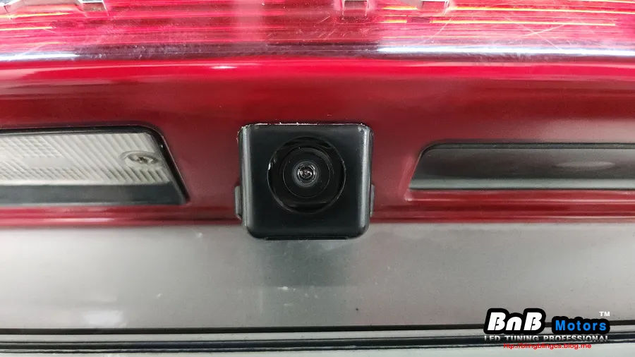 Hyundai Grandeur HG oem options - Hyundai Grandeur HG Rear Camera Upgrade Review photo 5