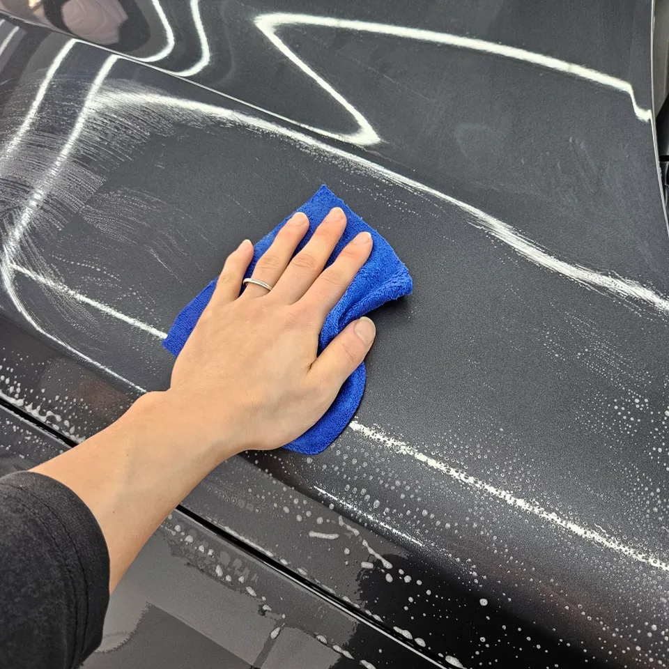 Kia K5 vinyl wrap - Kia K5 Vinyl Wrap Review: Liquid Metal Red Cost & Results photo 4