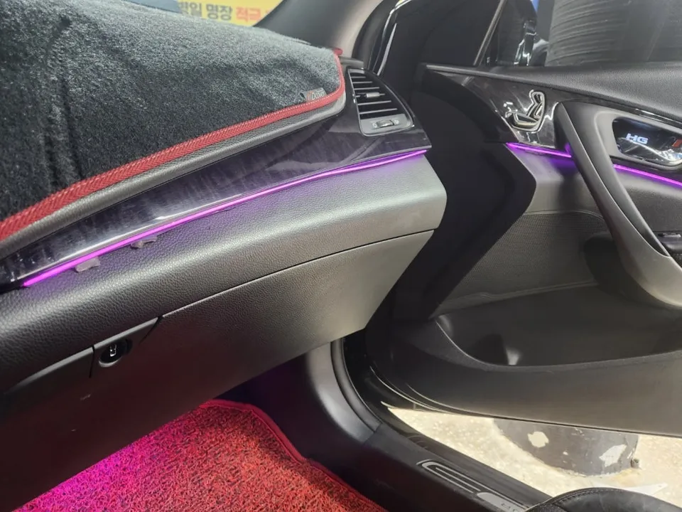 Hyundai Grandeur HG ambient lighting - Hyundai Grandeur HG Ambient Lighting Review: Cost & Results photo 5