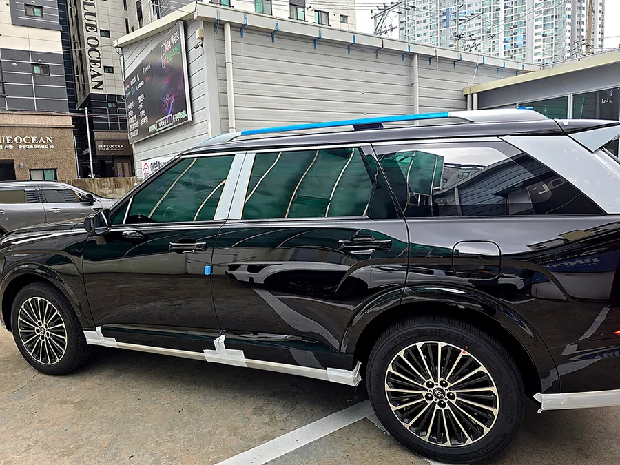 Hyundai Palisadeのカーフィルム施工事例｜費用目安・仕上がり 施工写真 2-3