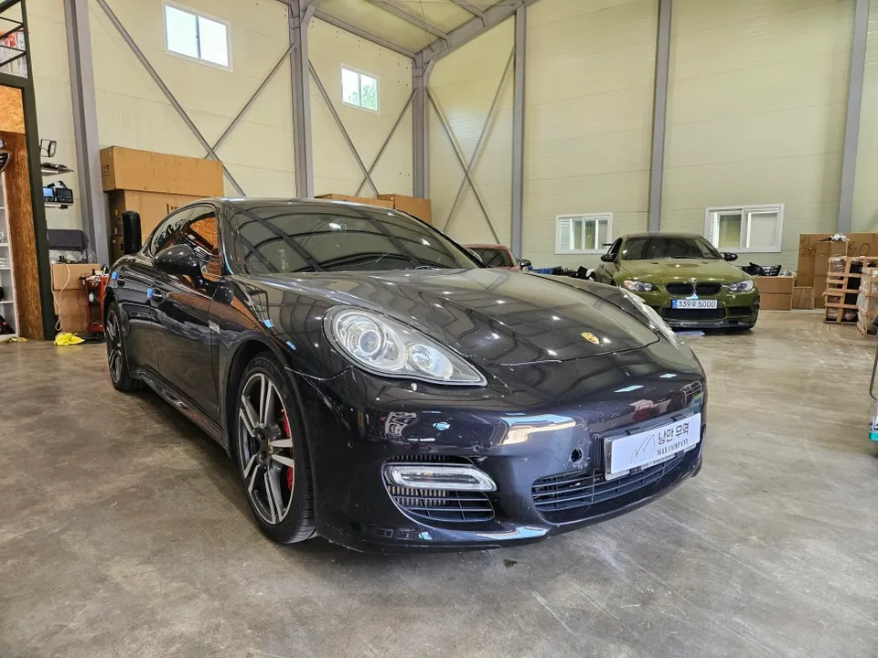 Porsche Panamera 970 body kit - Porsche Panamera 970 Body Kit Installation Review — Cost photo 5