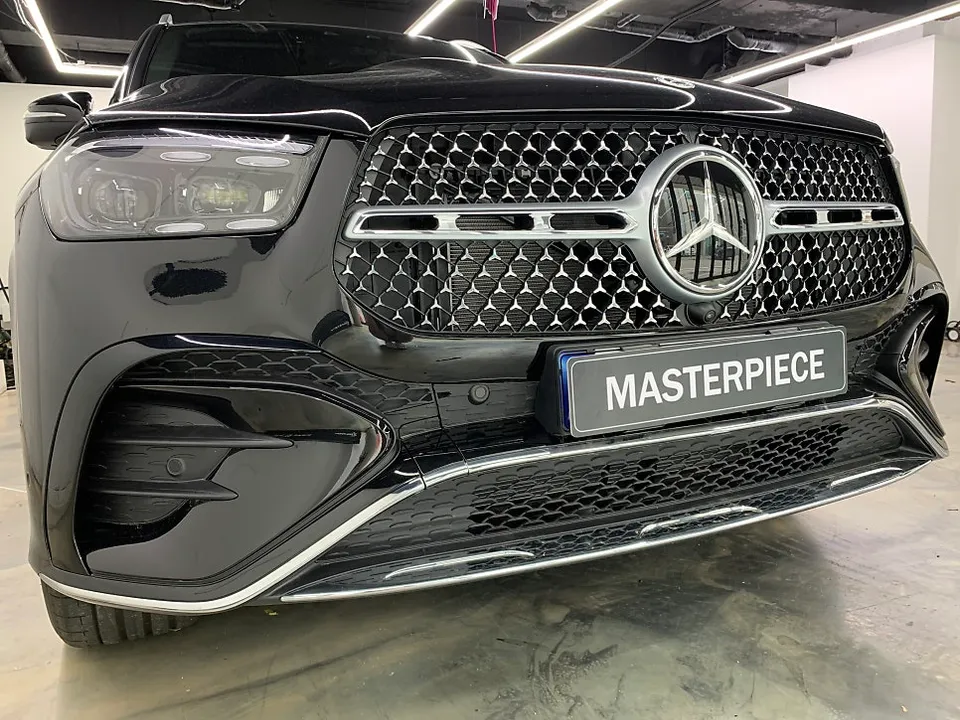 Mercedes-Benz GLE 450 vinyl wrap - Mercedes-Benz GLE 450 Vinyl Wrap Review: Blackout & Wheel Refinis photo 3