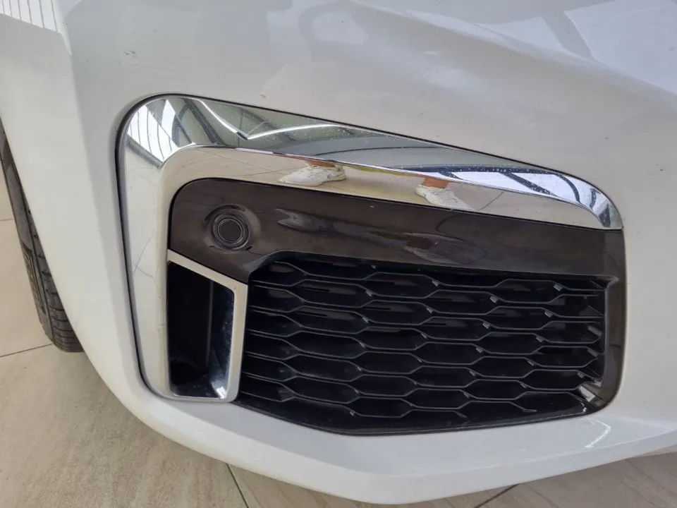 BMW 740I chrome delete - BMW 740i Chrome Delete Review: Blackout Trim Transformation photo 3