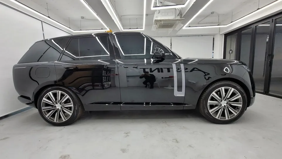 Mercedes-Benz S-Classのカーフィルム施工事例｜費用目安・仕上がり 施工写真 3-2