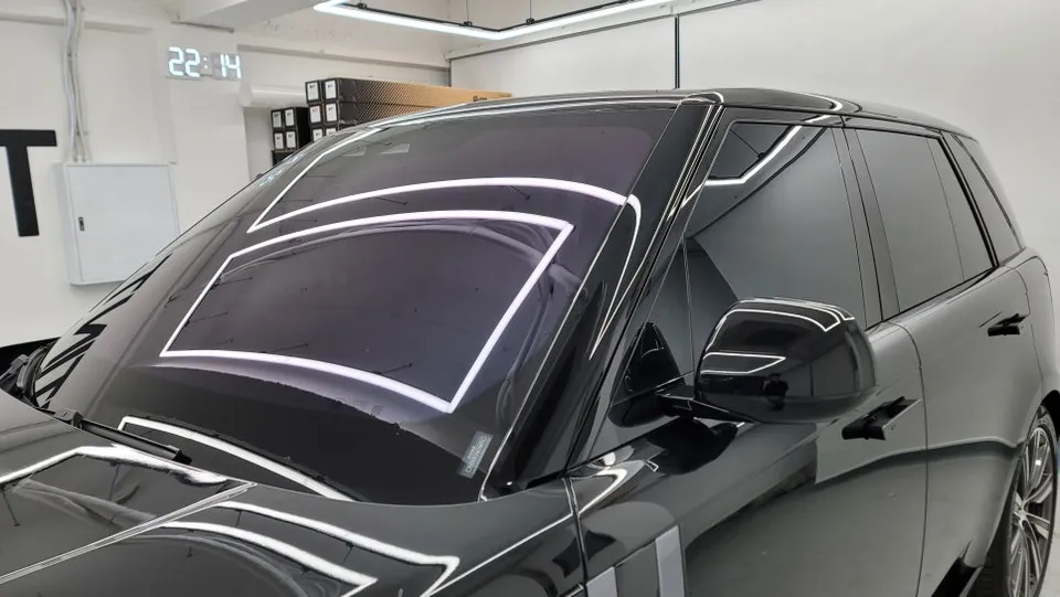 Mercedes-Benz S-Classのカーフィルム施工事例｜費用目安・仕上がり 施工写真 3-3