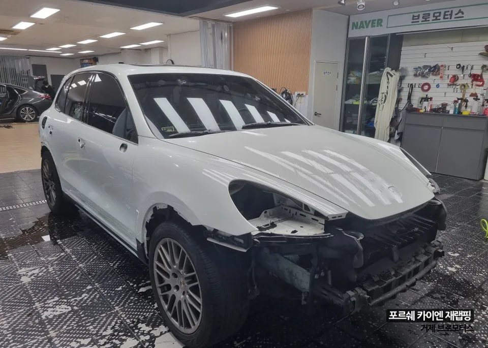 ポルシェ カイエンのカーラッピング事例｜費用目安・仕上がり 施工写真 3-2