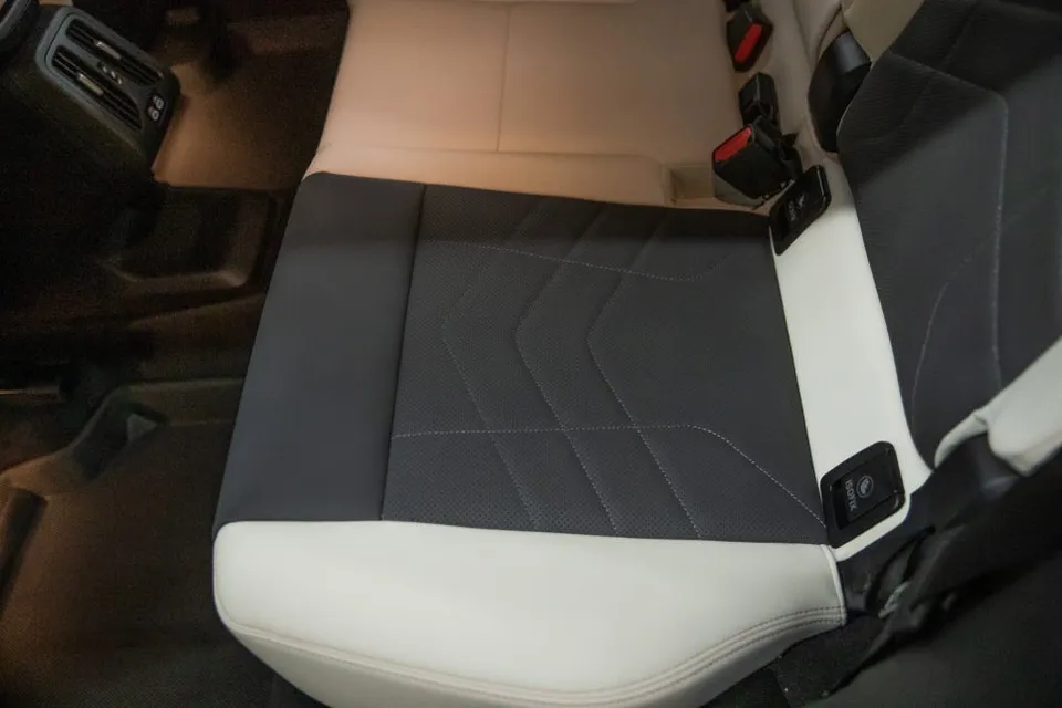 BMW X2 seat climate - BMW X2 Heated Seats Review — Instant Warmth, OEM Look photo 4