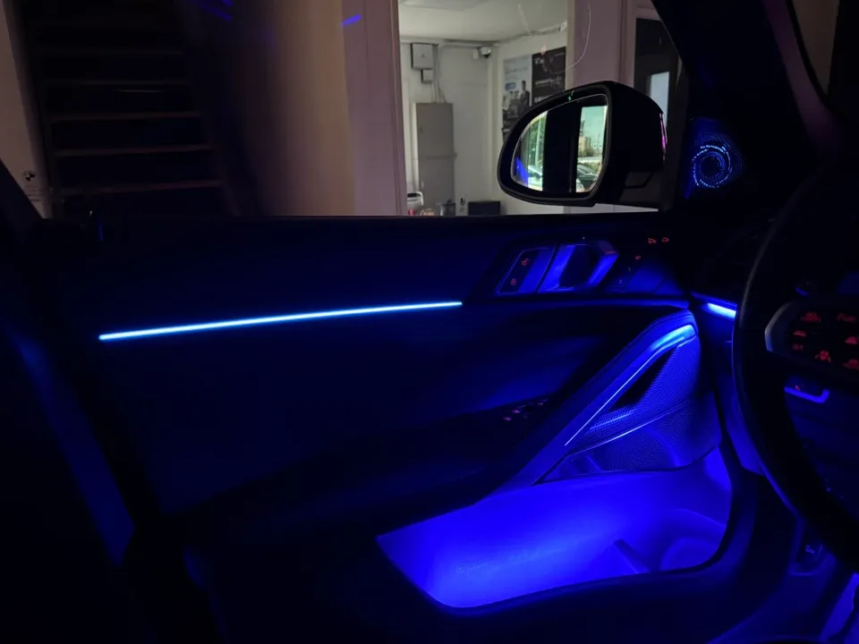 BMW X6 G06 ambient lighting - BMW X6 G06 Ambient Lighting Review: Cost & Results photo 5