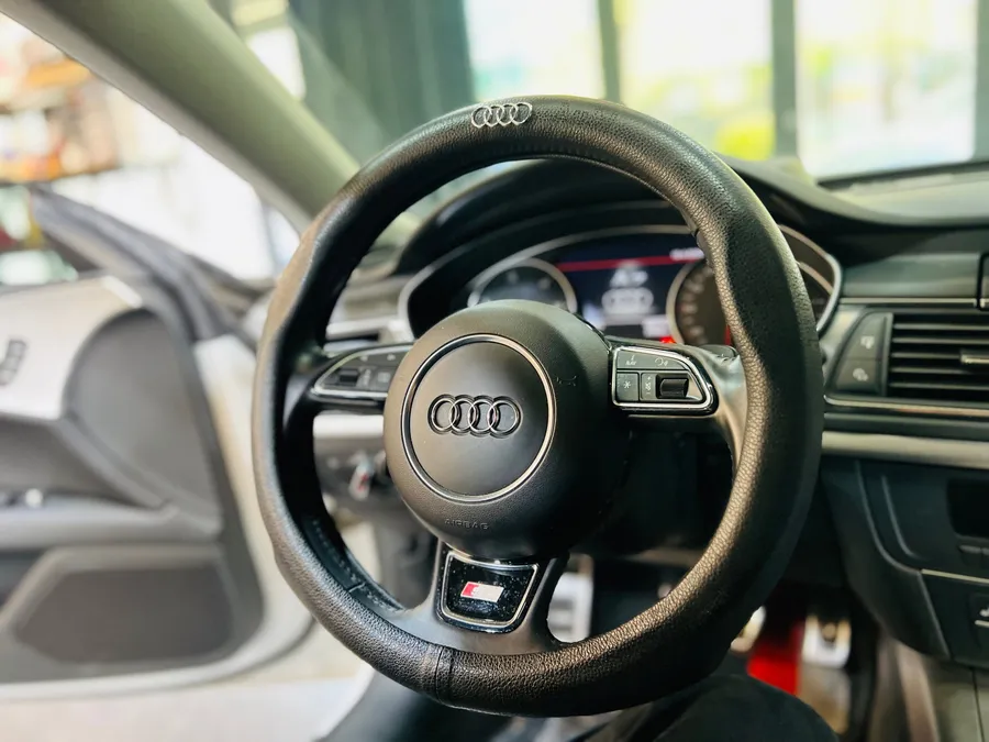 Audi A7 steering wheel - Audi A7 Steering Wheel Customization Review photo 3