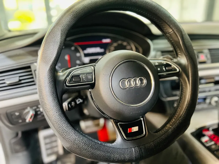 Audi A7 steering wheel - Audi A7 Steering Wheel Customization Review photo 4