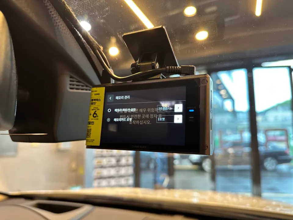 BMW 5 Series GT dash cam - BMW 5 Series GT Dash Cam Installation Review photo 5