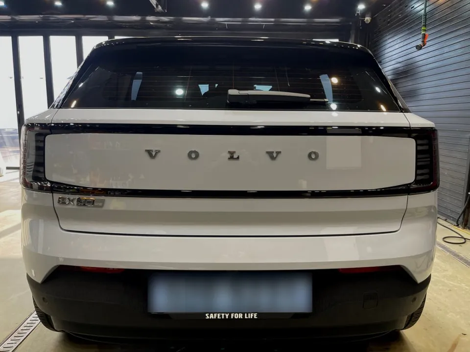 Volvo EX30 PPF施工事例｜費用目安と仕上がり 施工写真 5
