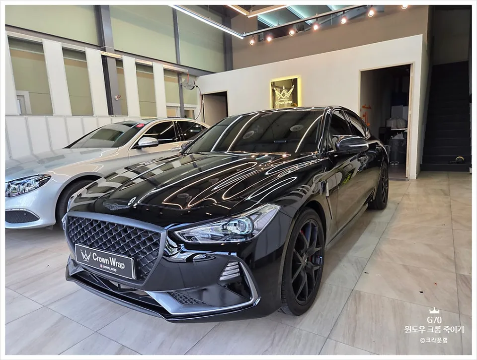 Genesis G70 vinyl wrap - Genesis G70 Vinyl Wrap Review — Chrome Delete Cost & Process photo 4