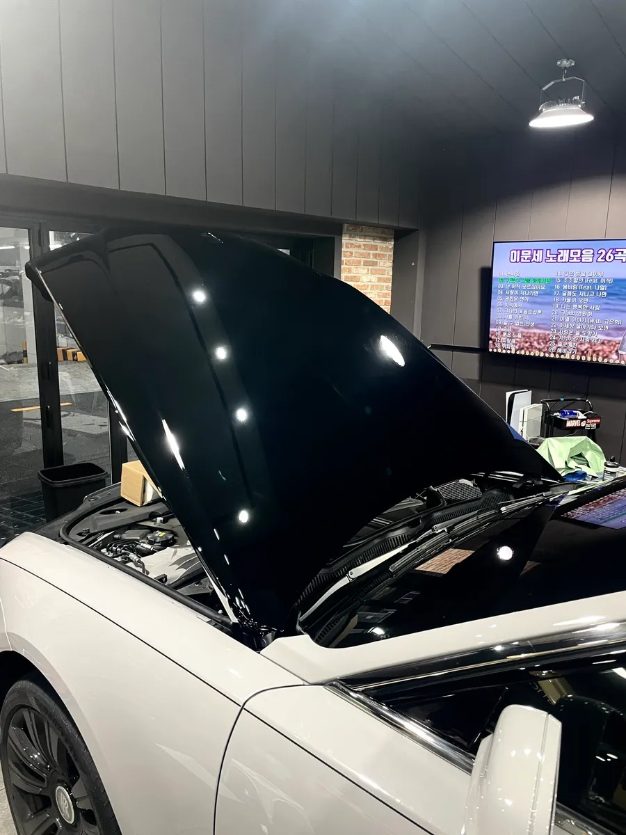 ロールスロイス ゴースト PPF施工事例|費用目安・仕上がり 施工写真 2-2