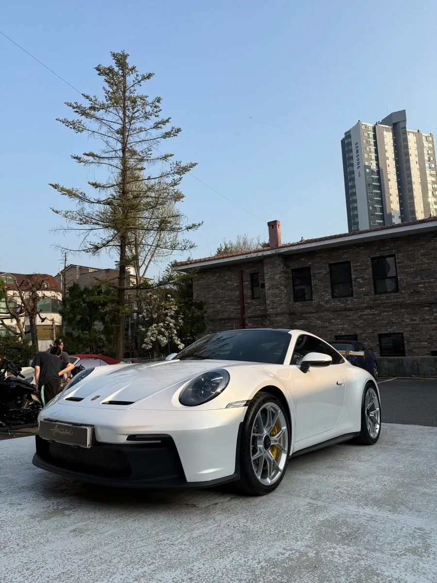 ポルシェ911のカーラッピング事例｜費用目安・仕上がり 施工写真 2-3