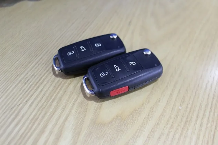 Volkswagen Passat oem options - Volkswagen Passat Long-Range Key Upgrade Review photo 6