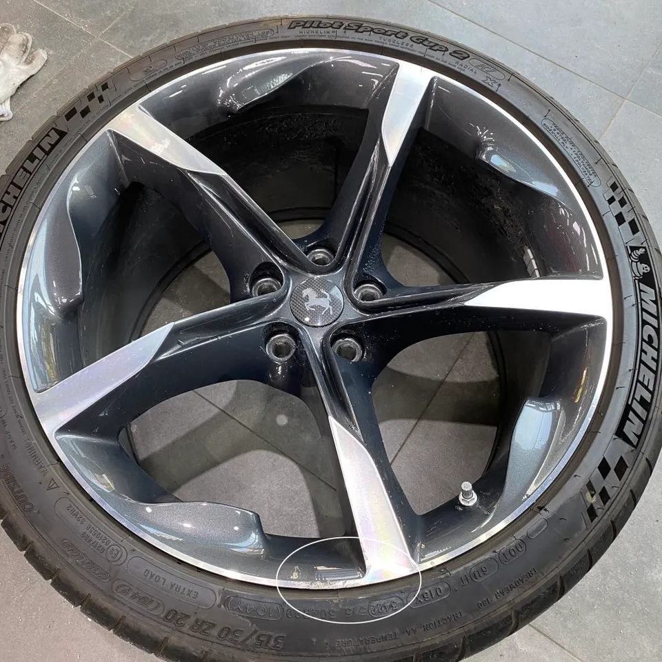 Ferrari SF90 wheel repair - Ferrari SF90 Wheel Repair Review: Flawless Finish photo 4
