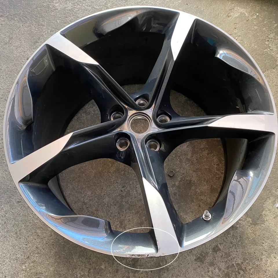 Ferrari SF90 wheel repair - Ferrari SF90 Wheel Repair Review: Flawless Finish photo 6