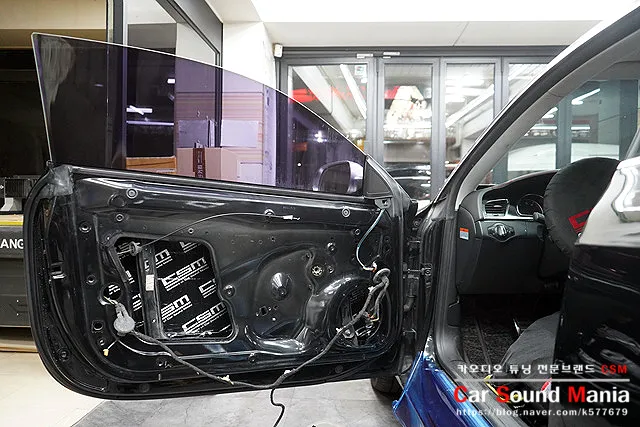 Audi A5のカーオーディオ施工事例 施工写真 2-2