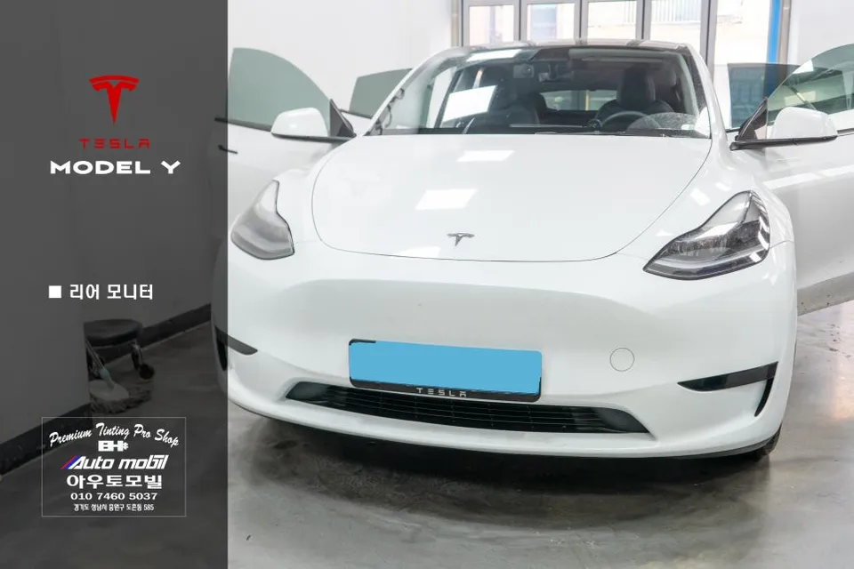Tesla Model Y Rear Monitor Upgrade Review — Smart Interior