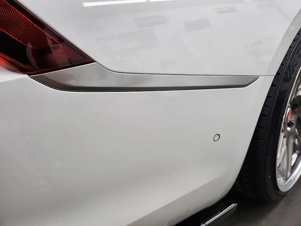 Kia K8のカーラッピング事例|クローム除去で高級感アップ 施工写真 1-3