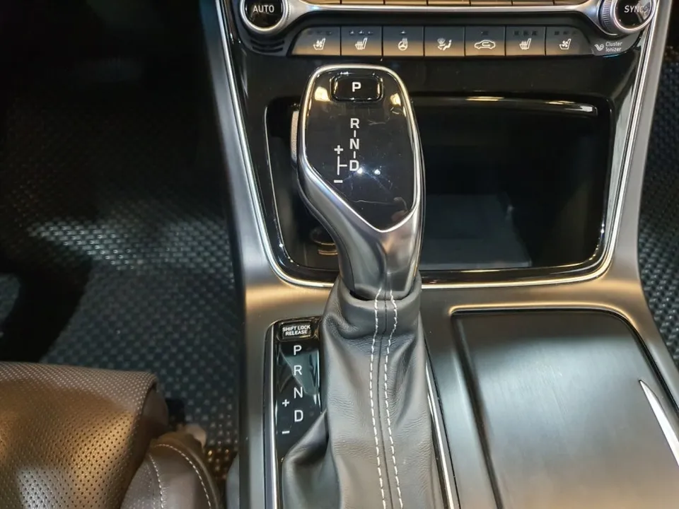Hyundai Grandeur IG steering wheel - Hyundai Grandeur IG Steering Wheel Customization Review photo 4