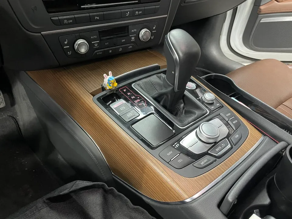 Audi A7のカーラッピング事例|費用目安・仕上がり 施工写真 2-2