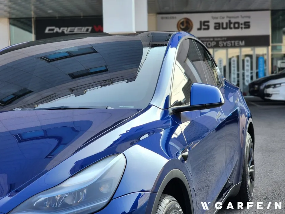 Tesla Model Yのカーフィルム施工事例|費用目安・仕上がり 施工写真 2-3