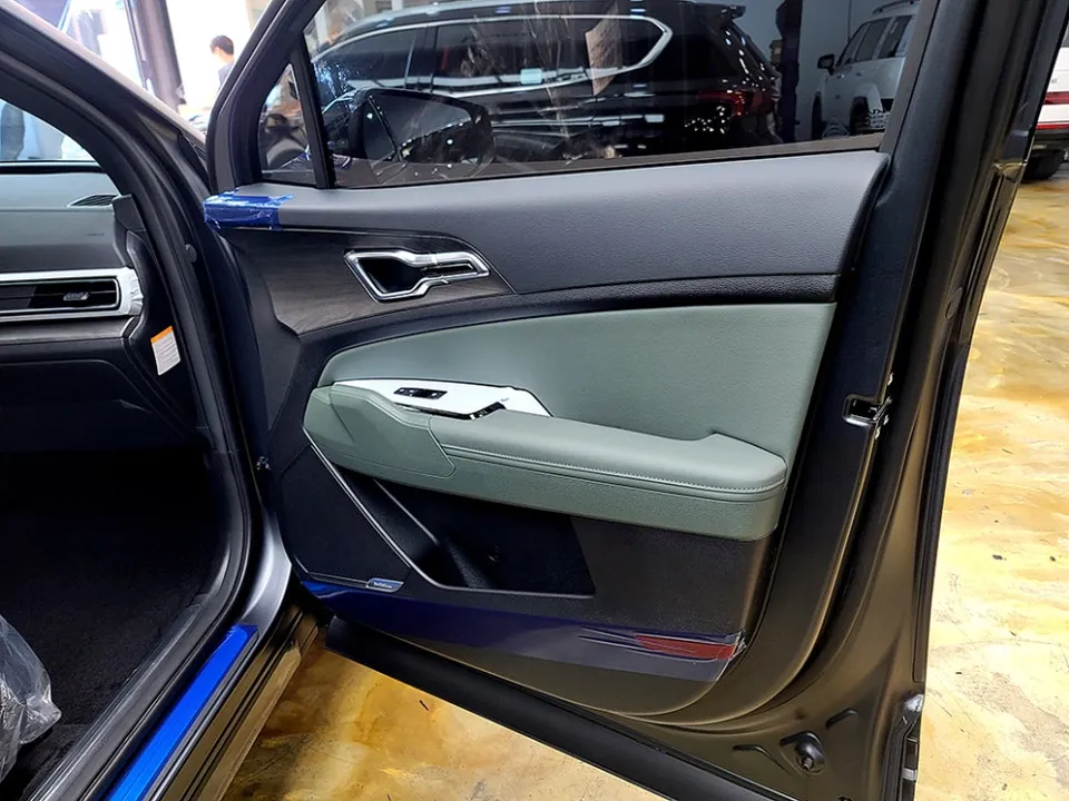 Kia Sportage NQ5 ambient lighting - Kia Sportage NQ5 Ambient Lighting Review: Cost & Results photo 5