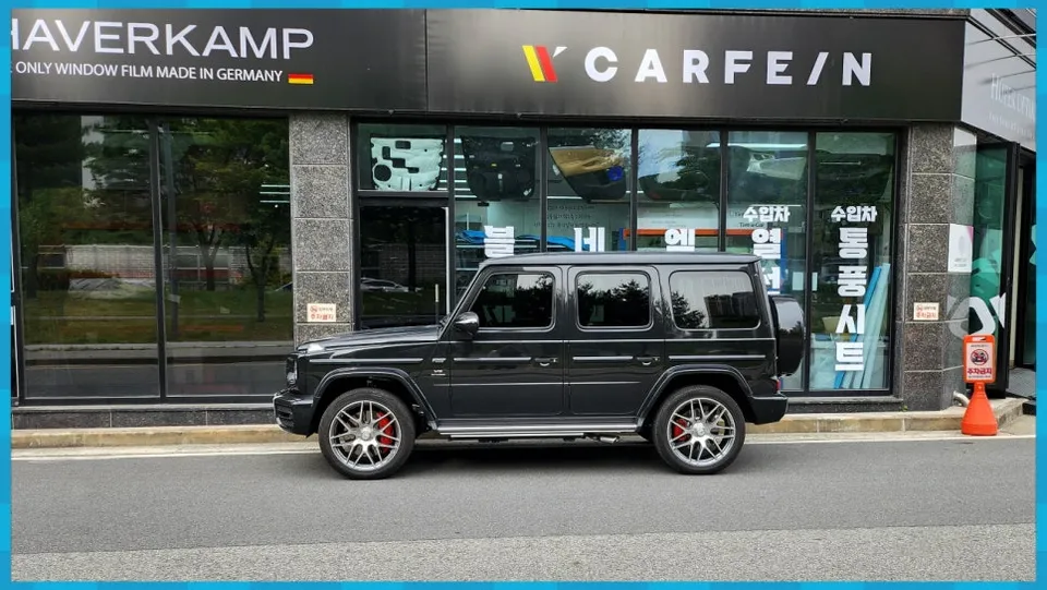 Mercedes-Benz G-Wagon body kit - Mercedes-Benz G-Wagon Electric Side Steps Review photo 3