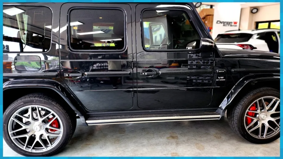 Mercedes-Benz G-Wagon body kit - Mercedes-Benz G-Wagon Electric Side Steps Review photo 4