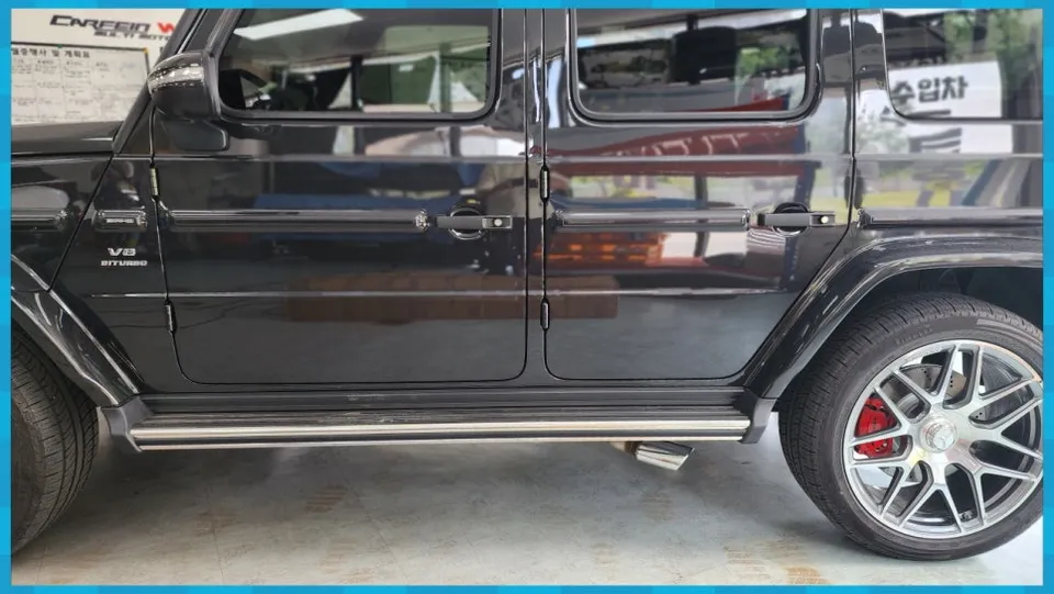 Mercedes-Benz G-Wagon body kit - Mercedes-Benz G-Wagon Electric Side Steps Review photo 5