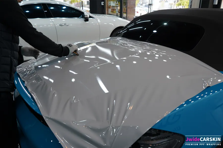 ポルシェ 718 ボクスター GTS カーラッピング事例｜費用目安・仕上がり 施工写真 2-2