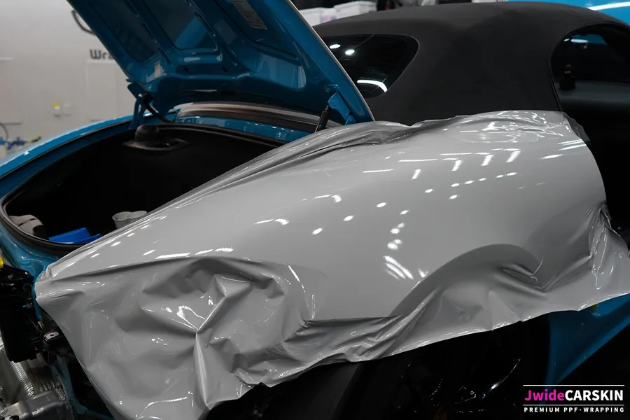 ポルシェ 718 ボクスター GTS カーラッピング事例｜費用目安・仕上がり 施工写真 1-3