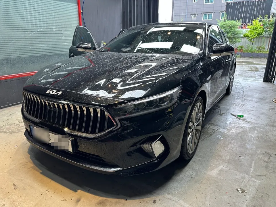 Kia K7 Premier interior customization installation result