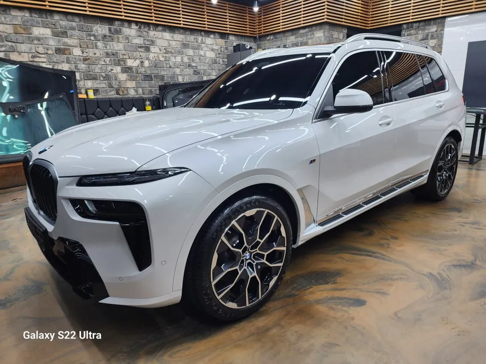 BMW X7 PPF施工事例|韓国での実例と費用目安 施工写真 1-2