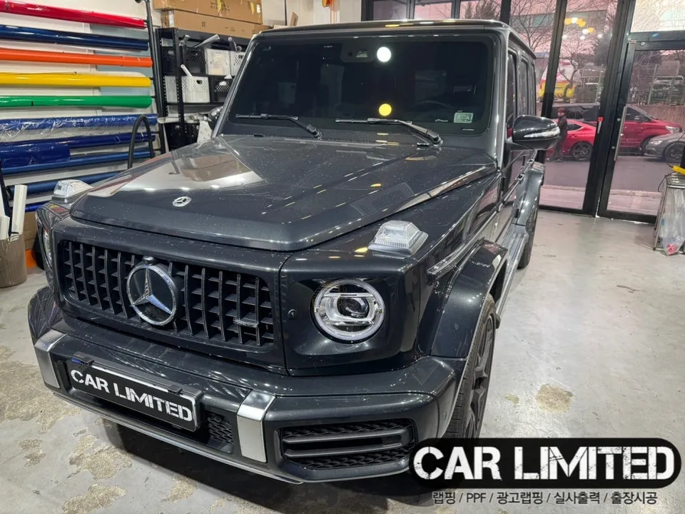 メルセデス・ベンツ G63 AMGのカーラッピング事例|費用目安・仕上がり 施工写真 2-3