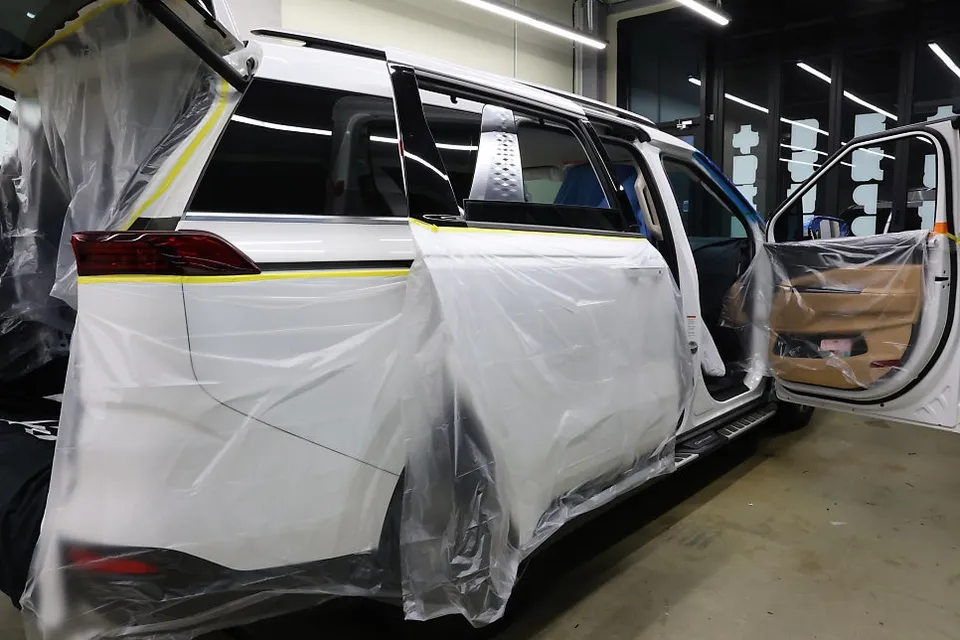 Kia Carnivalのカーフィルム施工事例|費用目安・仕上がり 施工写真 2-2