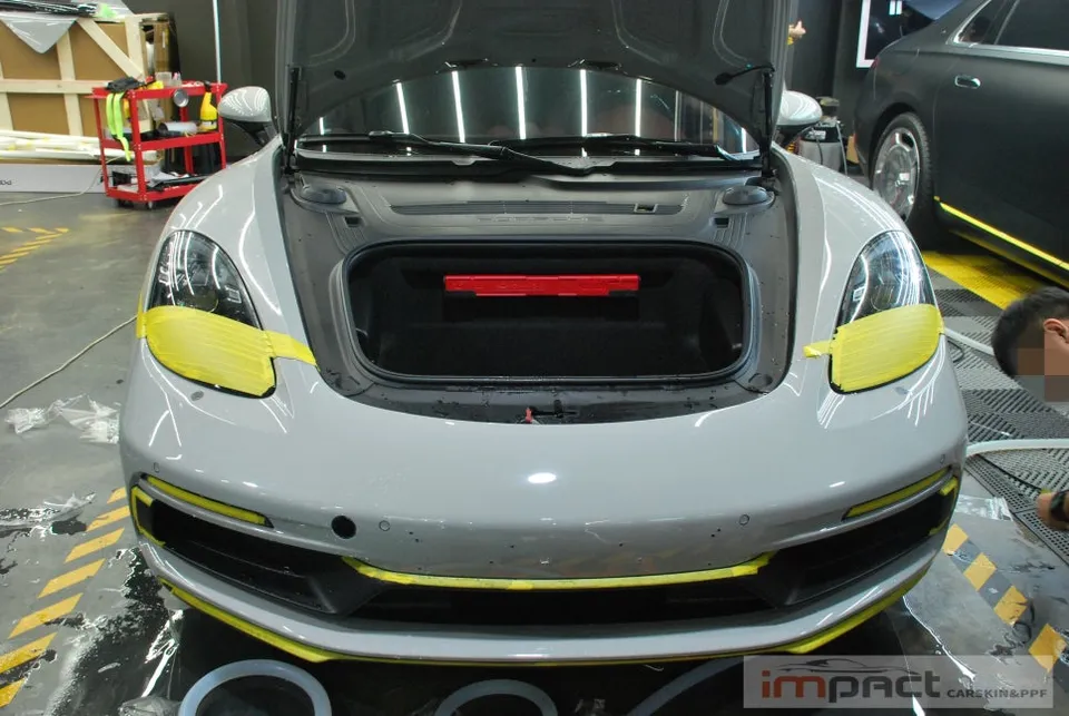 ポルシェ 718 Boxster GTS PPF施工事例|費用目安・仕上がり 施工写真 2-3