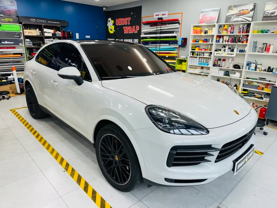 Porsche Cayenne PPF施工事例|傷から守る保護フィルム 施工写真 3-1